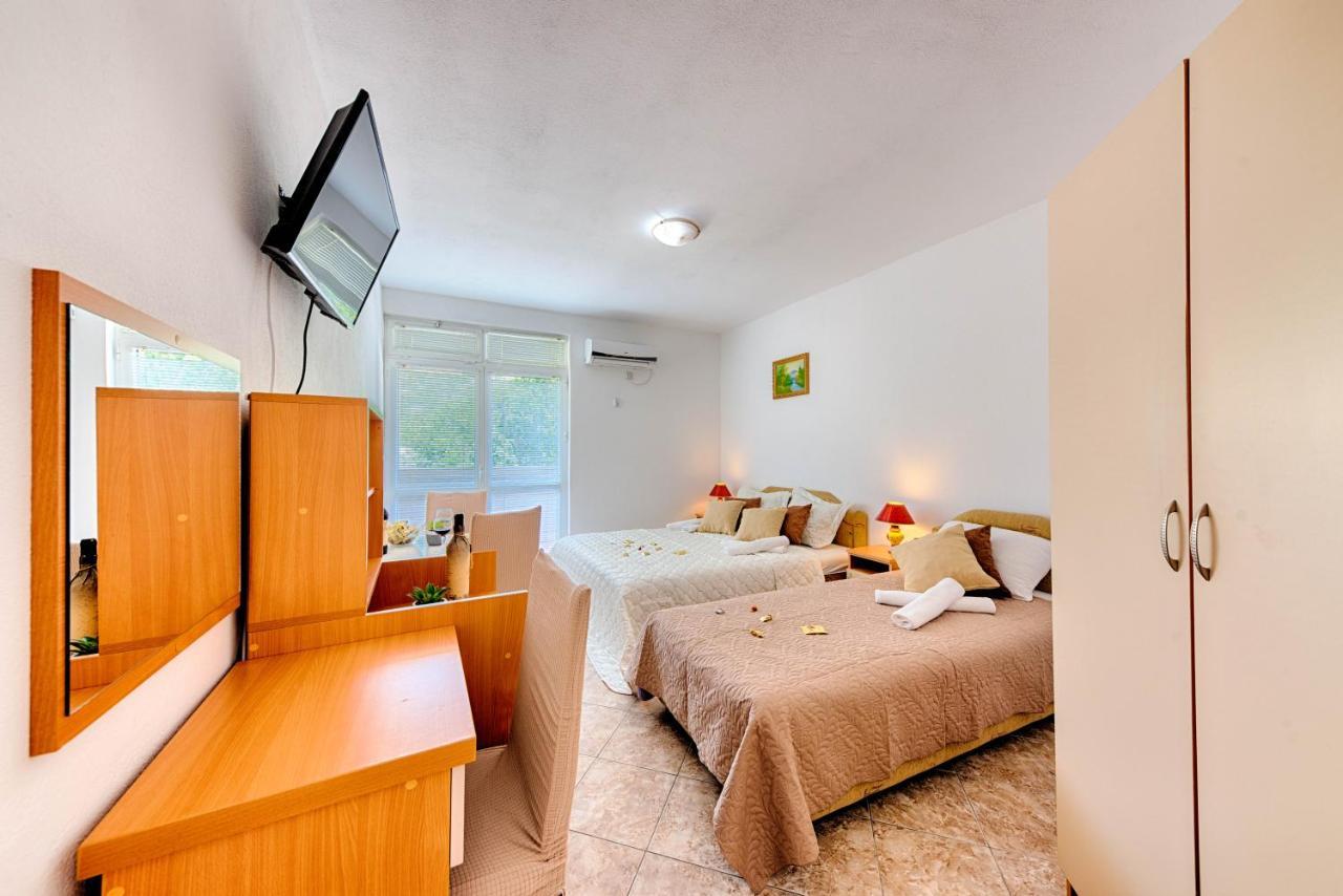 Hotel Dana Čanj Eksteriør billede