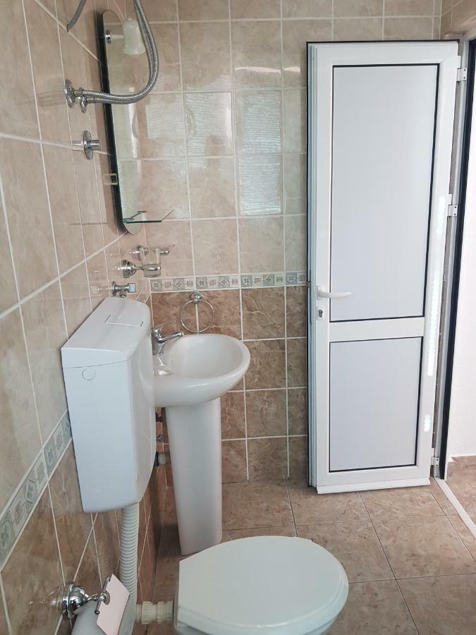 Hotel Dana Čanj Eksteriør billede